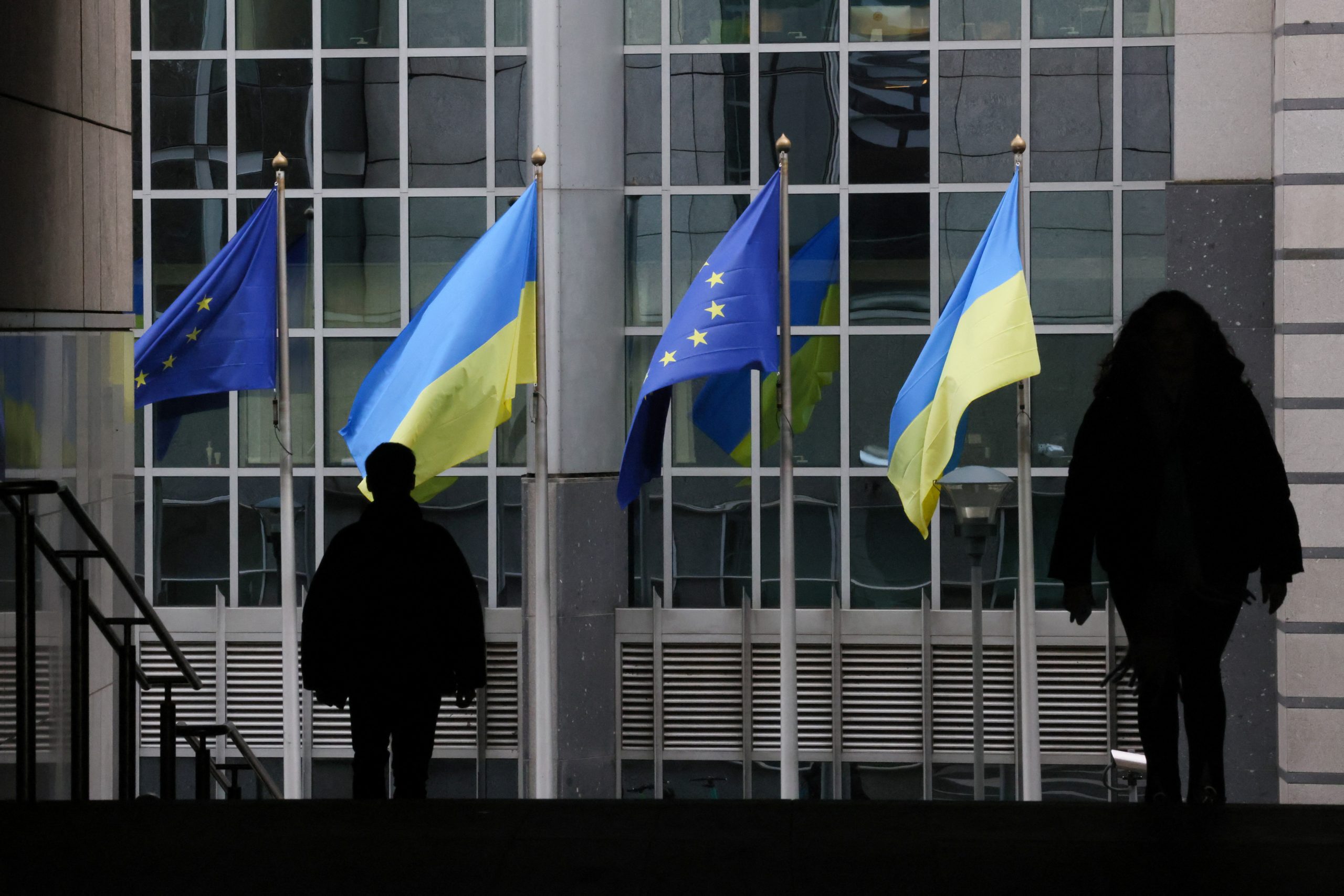 EU Considers Frozen Russian Assets as Vital Funding for Ukraine Amid Escalating Crisis
