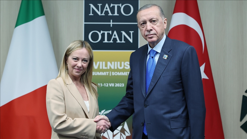 Erdogan Advises Meloni to Quit Smoking During Gaza Summit Talks