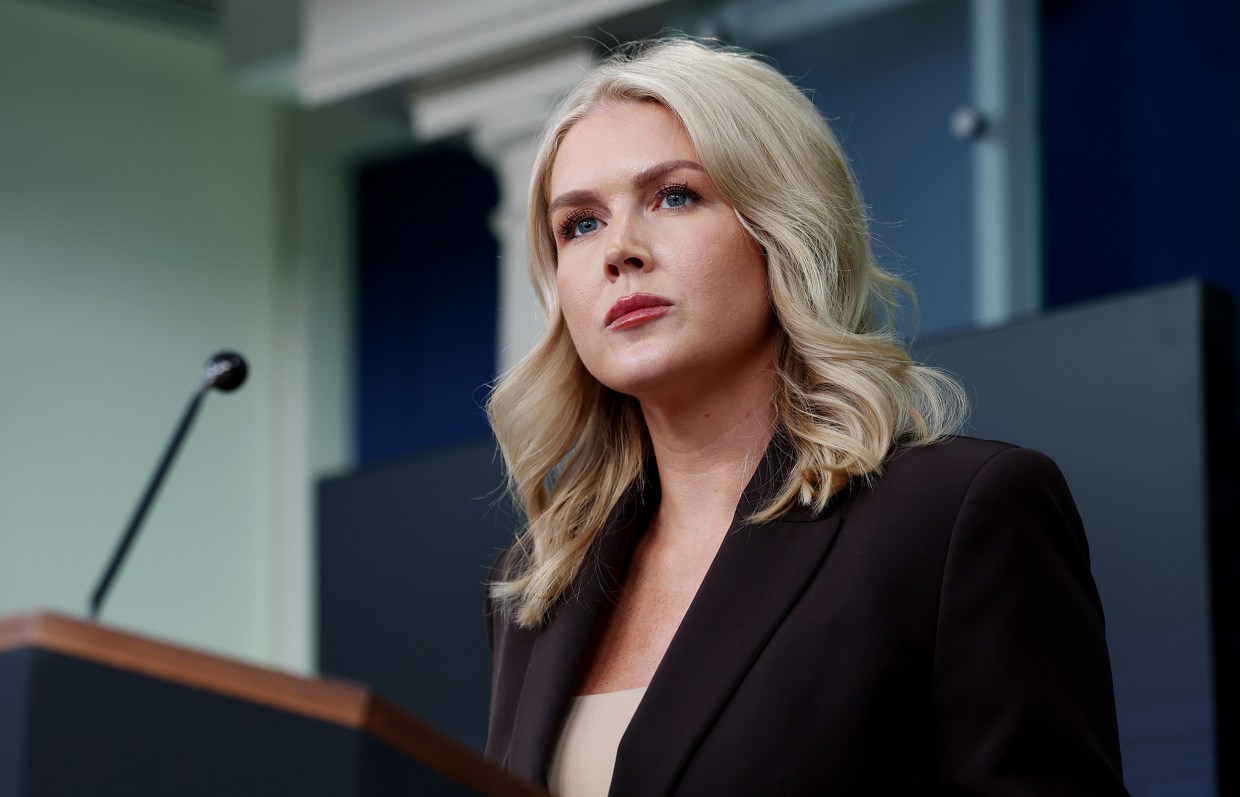 US Immigration Enforces Detention of Relative of White House Press Secretary