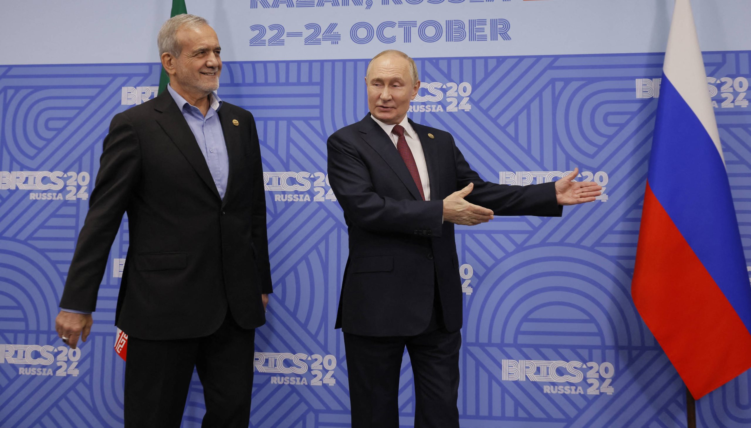 Russia and Iran Vow Unbreakable Ties Under Strategic Partnership Agreement