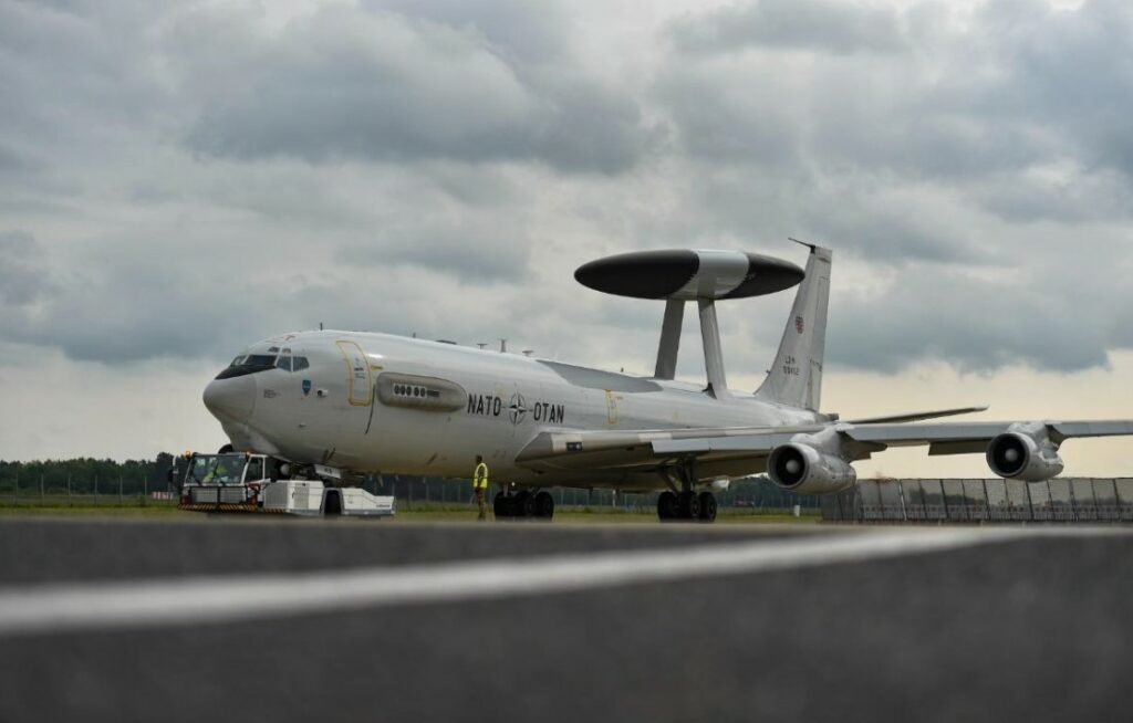 NATO Aircraft Circles Black Sea Coast Over Romania