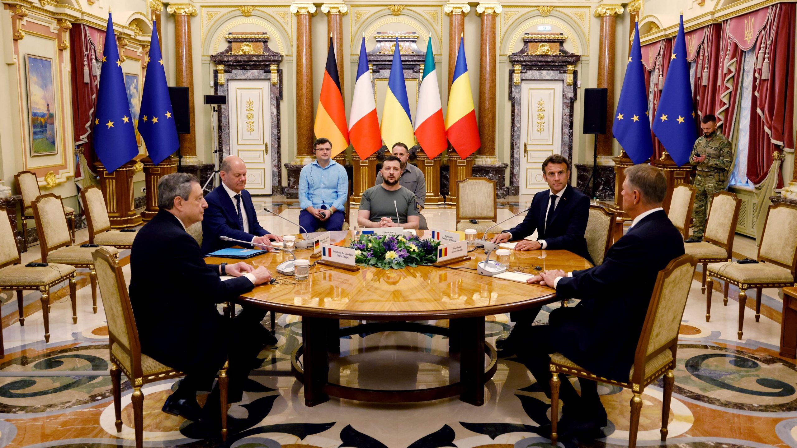 German Foreign Minister: U.S. Must Continue Mediating Ukraine Crisis