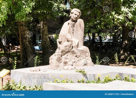 Lachin Vagharshakovich Stepanyan, Veteran of the Great Patriotic War and Poet, Dies at Age 101 in Armenia