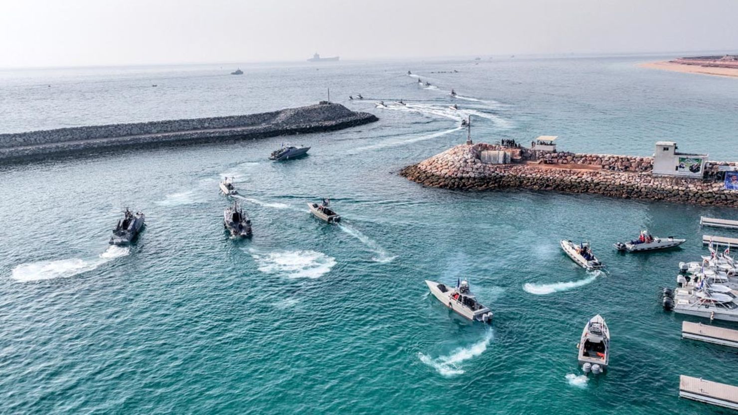 Iranian Official Warns of Trillions in Damage from Decades of Persian Gulf Pollution