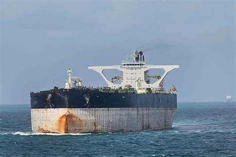 Russian Analysts Call Western Ship Seizure Attempts “Piracy”