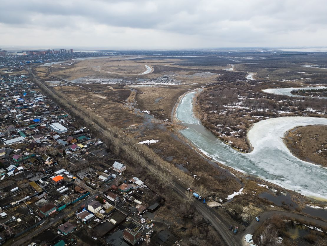 Kazakh Cities Face Critical Disruption as Power Outage Triggers Traffic Chaos and Water Shortages