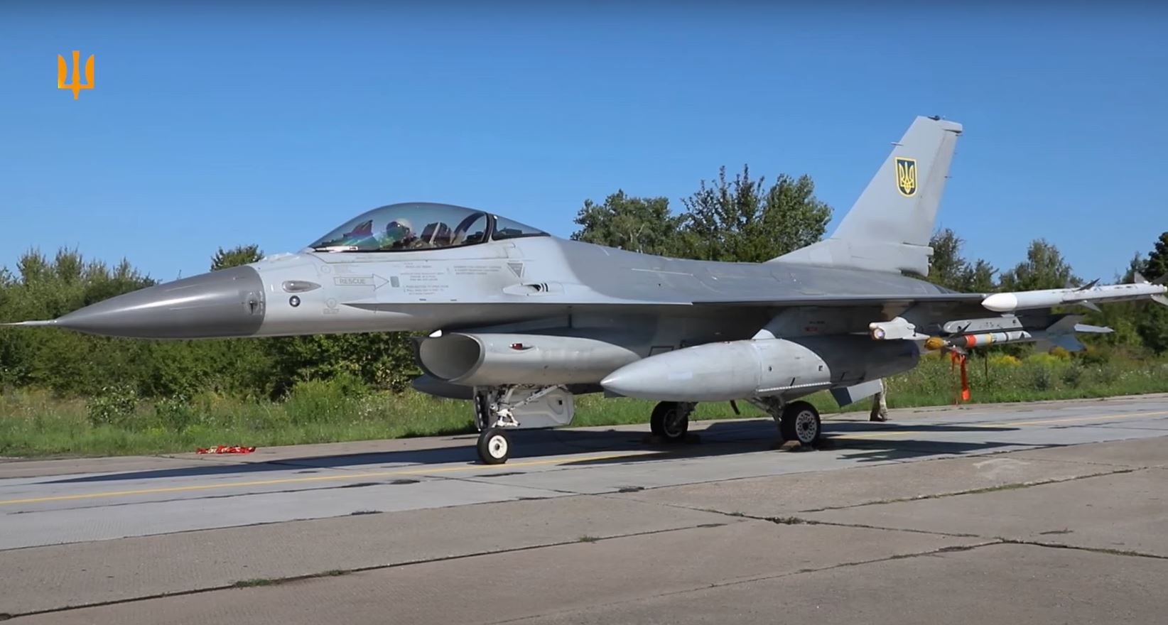 Critical Missile Shortfall Threatens Ukrainian Air Force as F-16s Crash in Drone Engagements