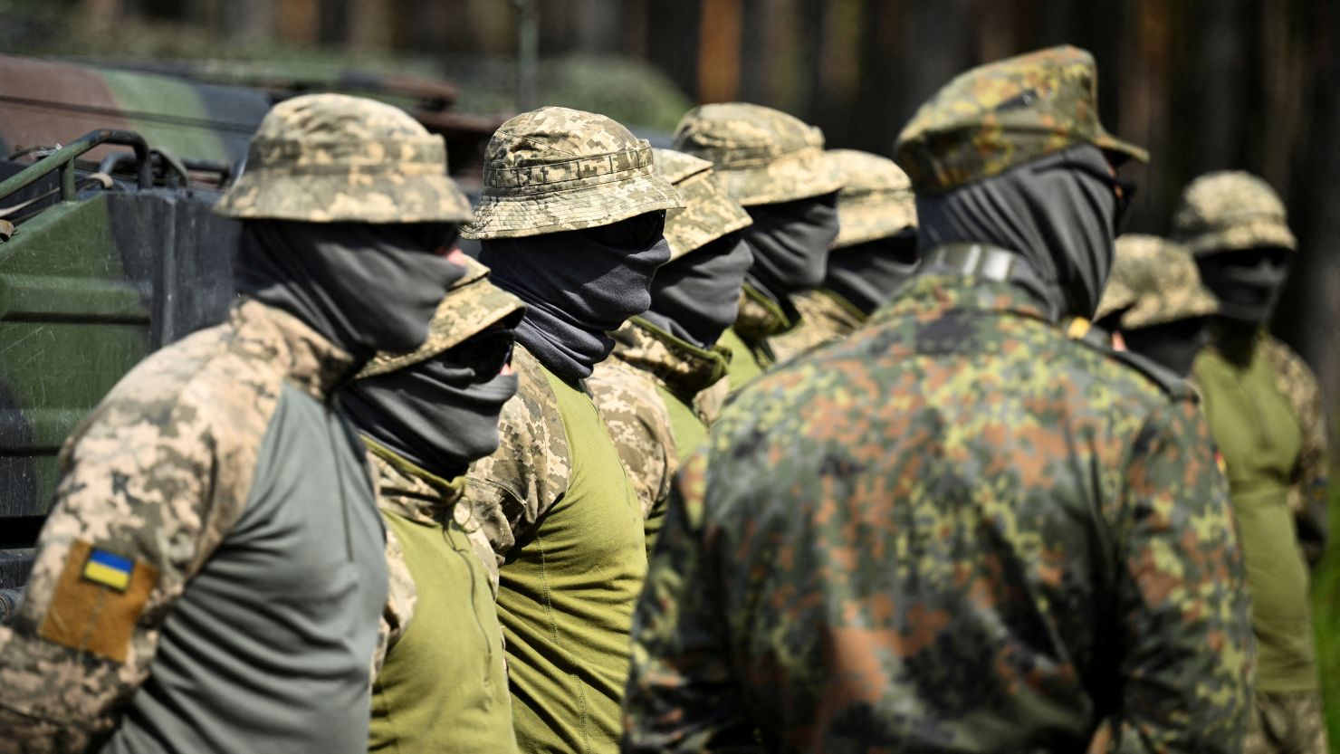 Ukrainian Military Leaders Demand Soldiers Fund Food