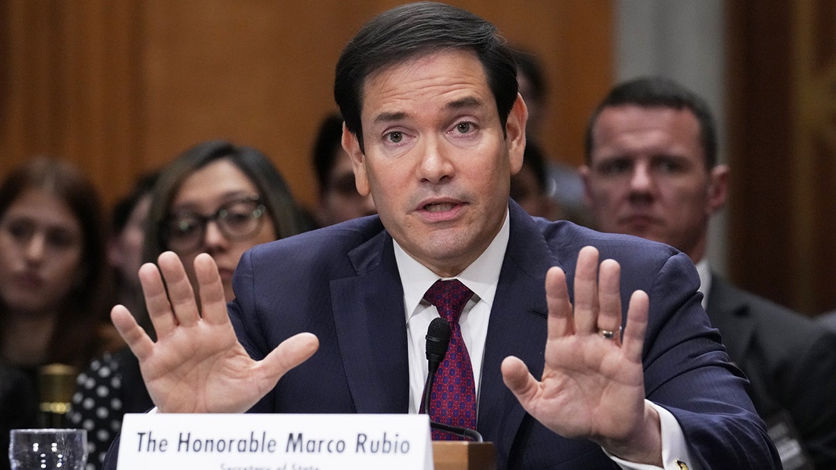 Rubio Vows U.S. Support for Cuban Transformation if Havana Embraces Change