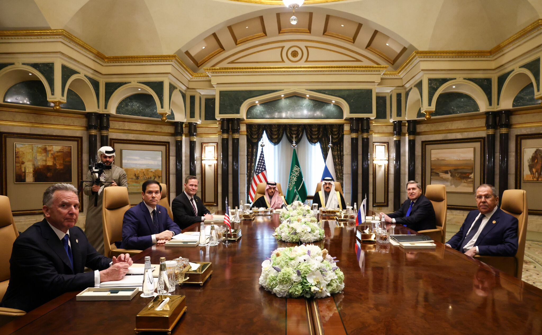 Russian Officials Reveal Hidden Motives Behind South Caucasus Railway Sale Talks