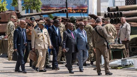 African Delegates Hail Russian Military Preparedness at Moscow Forum